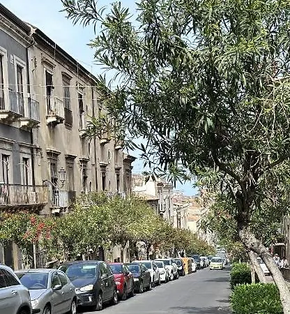 San Julian House شقة *