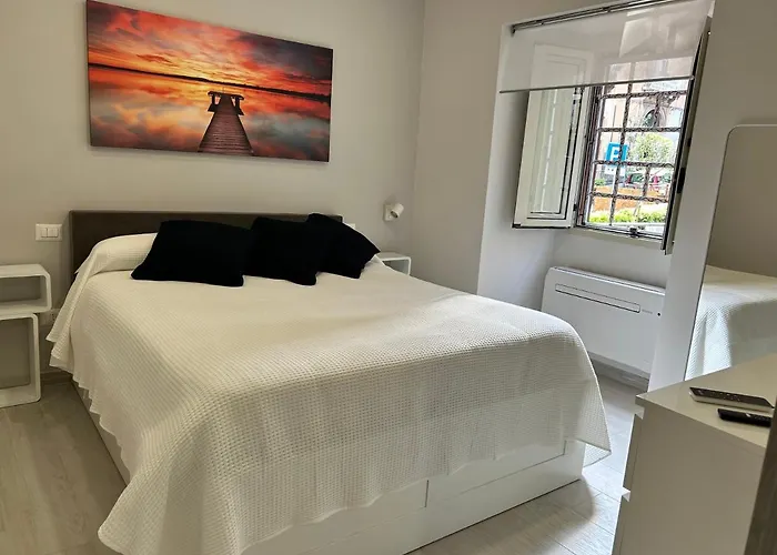 San Julian House Апартаменты